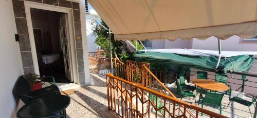 Chios Town Apartment | Mama's Home