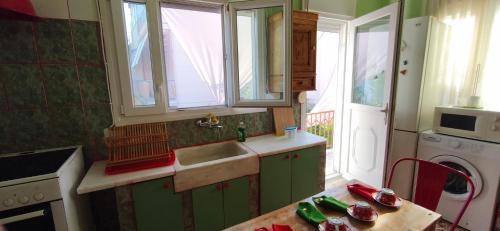 Chios Town Apartment | Mama's Home
