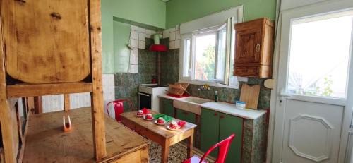 Chios Town Apartment | Mama's Home
