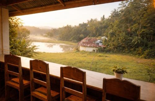Rinding Batu House | Mama Tia Family Homestay