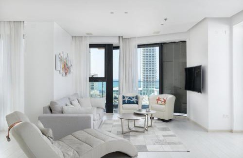 Bat Yam Apartment | Mamad Bat Yam Luxury Terrace Sea View By Feelhome