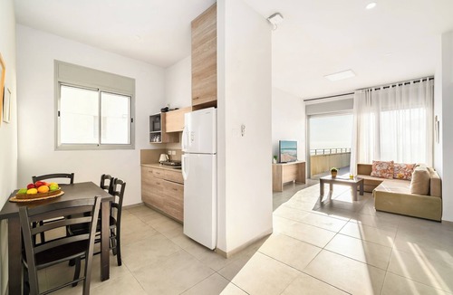 Eilon Apartment | MAMAD - Keshet Eilon View Retreat by Sea N' Rent