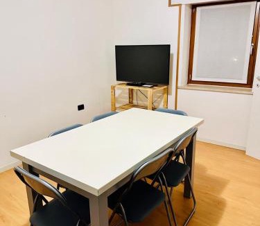 Schio Apartment | Mamisà 3, appartamento con giardino