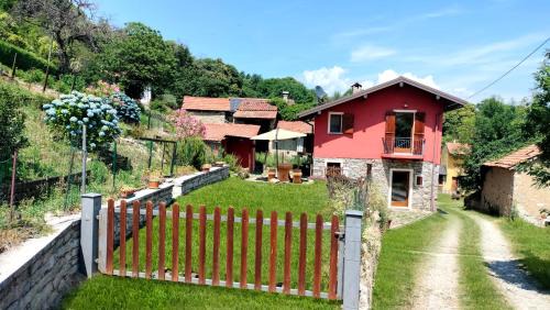Massino Visconti House | Mamma Mia
