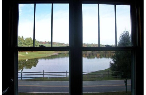 Jefferson Cottage | Mammaw's Lakefront Cabin bordering The Blue Ridge Parkway