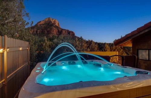 Sedona House | Mammoth Rock Lodge-New Family Home REMODELED 2 Hot Tubs & Game Room