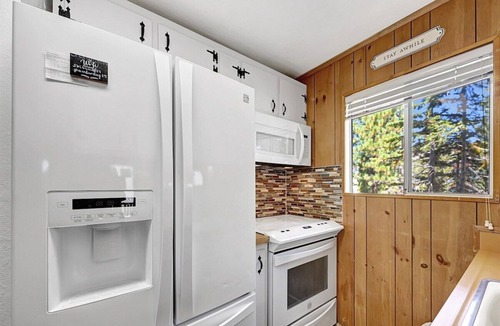 Mammoth Lakes Condo | Mammoth View Villas 14- Spacious Studio