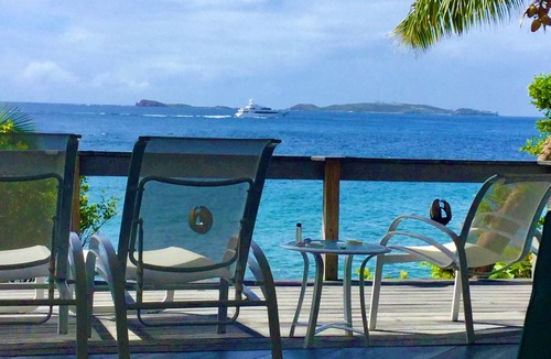Hart Bay House | Mampoo Hill- a Beachfront House 60 feet from the Ocean with optional Jeep