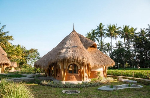 Sayan Hotel | Mana Earthly Paradise