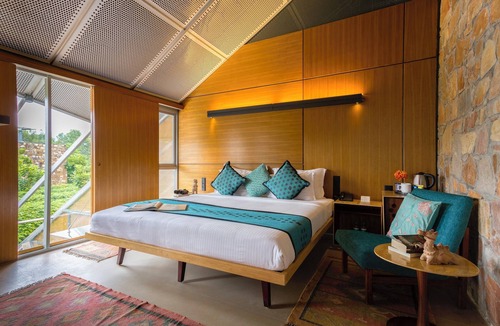 Desuri Hotel | Mana Hotel