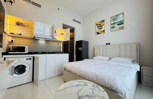 Jumeira 3 Apartment | Manara Royal - Executive Studio nn