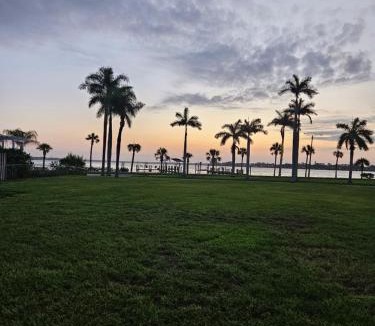 Bradenton Apartment | Manatee River Bungalow