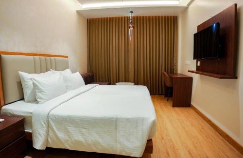 Peelamedu Hotel | Manchester Suites