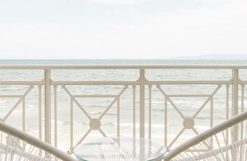 Neoi Epivates Apartment | Manda Ray Seafront Apartment Endless Blue View