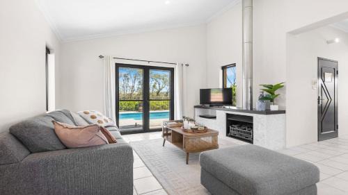 Congewai House | 'Mandalay Villa 1'