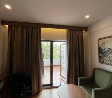 Thalassery Hotel | MANDARIN SKY