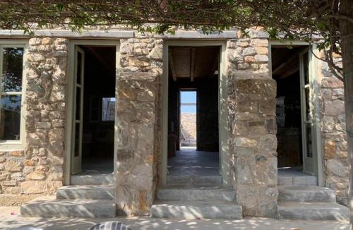 Serifos Bed & Breakfast | Mandri B&B