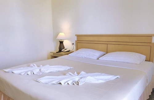 Nai Muang Hotel | Maneerote Hotel Surin