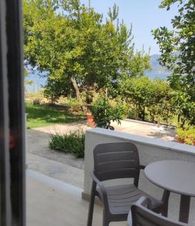 Rovies Apartment | Mangata Seaside Hotel