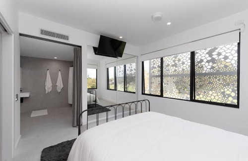 Morley Apartment | Mangini Apartments
