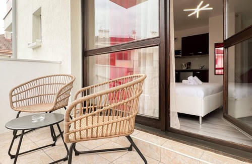Annecy Old Town Apartment | Mango balcon 5 min de la vieille ville