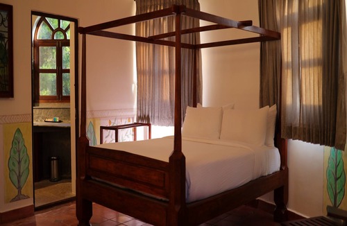 Yercaud Hotel | Mango Hill Yercaud
