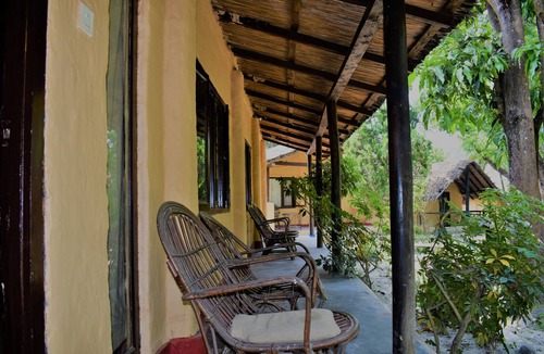 Bardia Hotel | Mango Tree Lodge