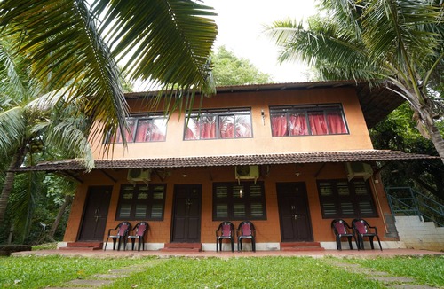 Chittur Resort | Mango Village