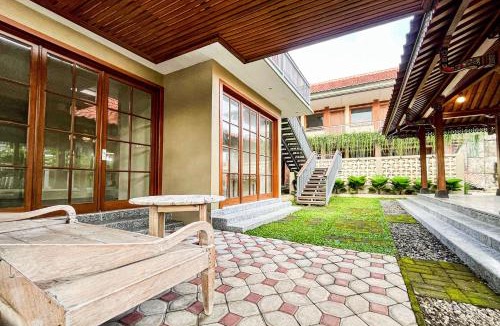 Ngemplak House | Mangu Living near Bandara Adi Soemarmo Solo RedPartner