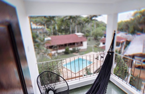Vale do Ermitao Apartment | Manhattan Flat in Chalé do Riacho - 5 minutes from the center of Penedo, RJ