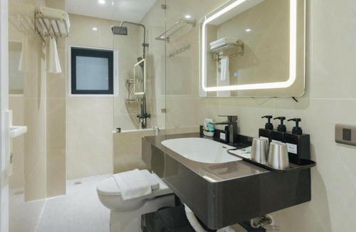 Yen Phu Hotel | Manior Pearl 84 Yen Hoa - Tay Ho Accomadi