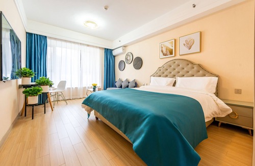 Lianhu Hotel | ManluHotel