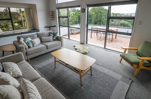 Stanmore Bay House | Manly Beach delight!