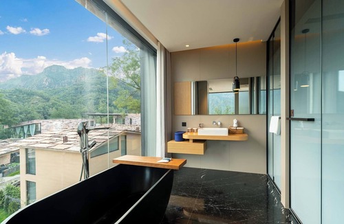 Handan Hotel | Manning Retreat