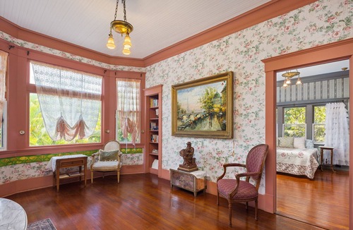 Manoa Bed & Breakfast | Manoa Valley Inn