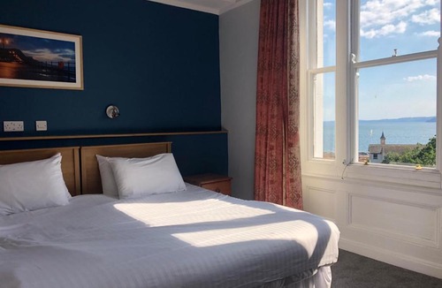 Exmouth Hotel | Manor Hotel