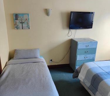 Dunedin City Centre Hostel | Manor house backpackers