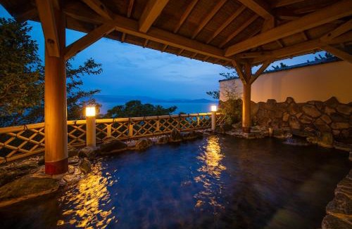 Wakaura Hotel | Manpa Resort