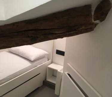 Historic Centre Apartment | Mansarda Saluzzo