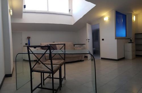Fiumaretta Apartment | Mansarda Stefania