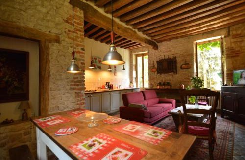 Champvert House | Mansion in Champvert with Pond View Terrace