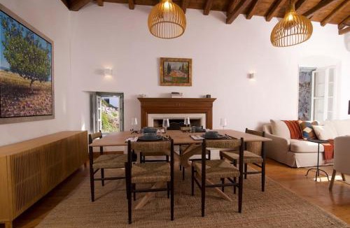 idhra Villa | Mansion Veranda