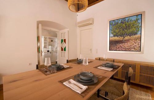 idhra Villa | Mansion Veranda