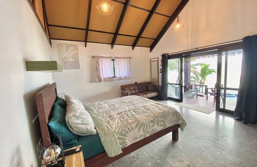 Arorangi Villa | Manta-Ray Beach Unit 2