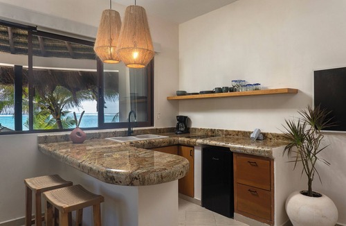 Soliman Bay Hotel | Mantaray Tulum