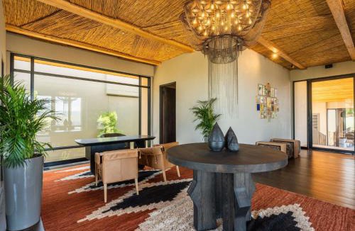 Addo Hotel | Mantis Hiddn in Addo