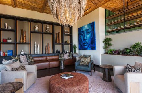 Addo Hotel | Mantis Hiddn in Addo