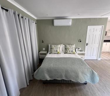 Hilton Bed & Breakfast | Maple and Vine