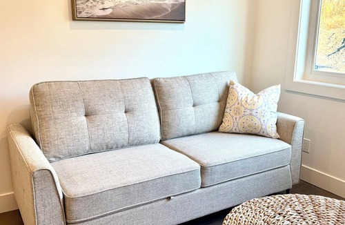 Duncan Apartment | Maple Bay Hideaway suite NEW - 1 Bed 1 bath in Maple Bay