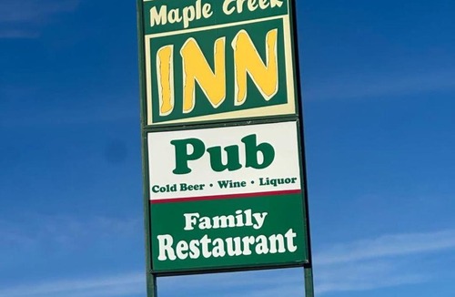 Maple Creek Hotel | Maple Creek Motor Inn